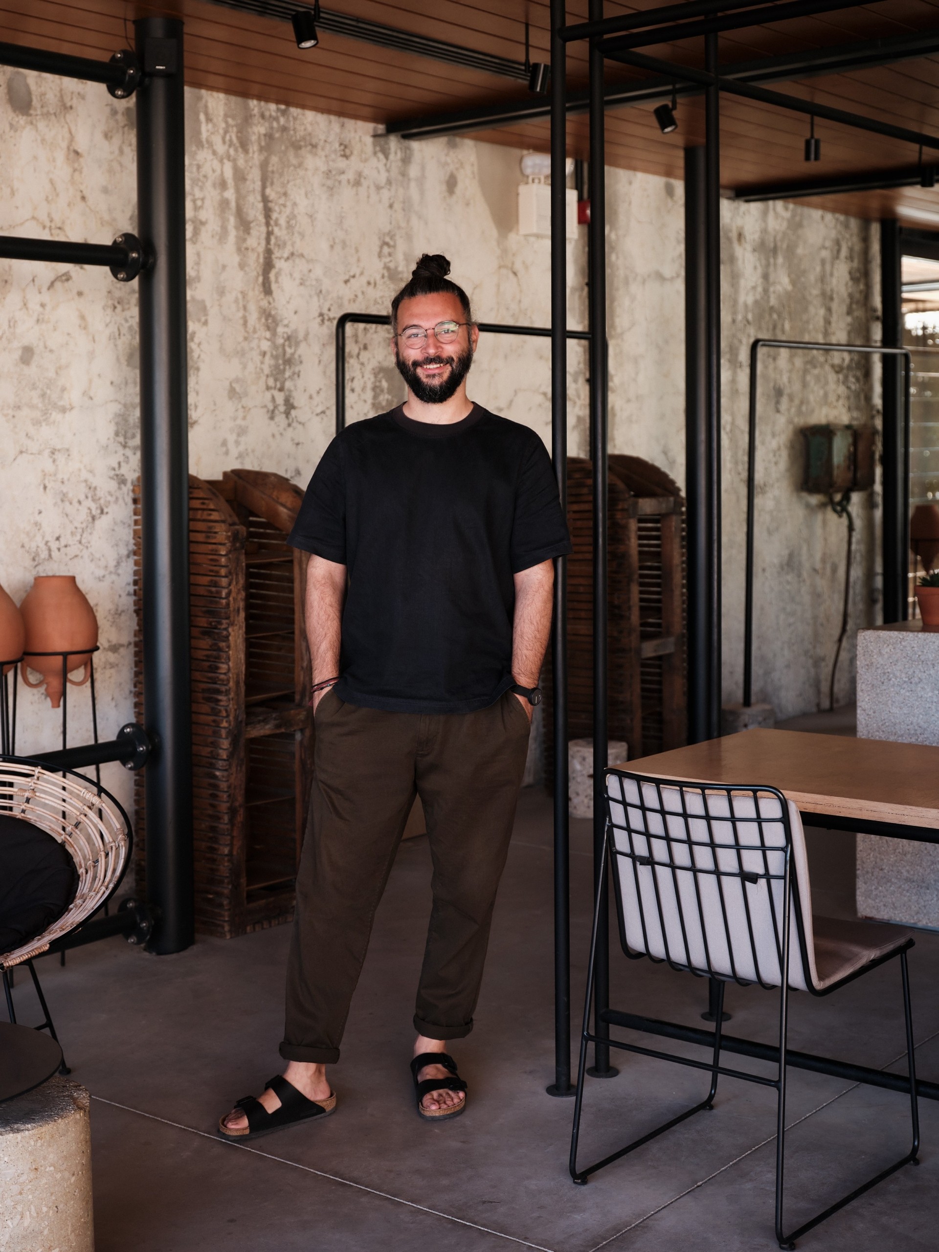 Νίκος Καραφλός, Dexamenes: “Τι κάνεις με αυτό που ο κόσμος θεωρεί τελειωμένο” – Η ιστορία μιας case-study μεταμόρφωσης στην Ηλεία