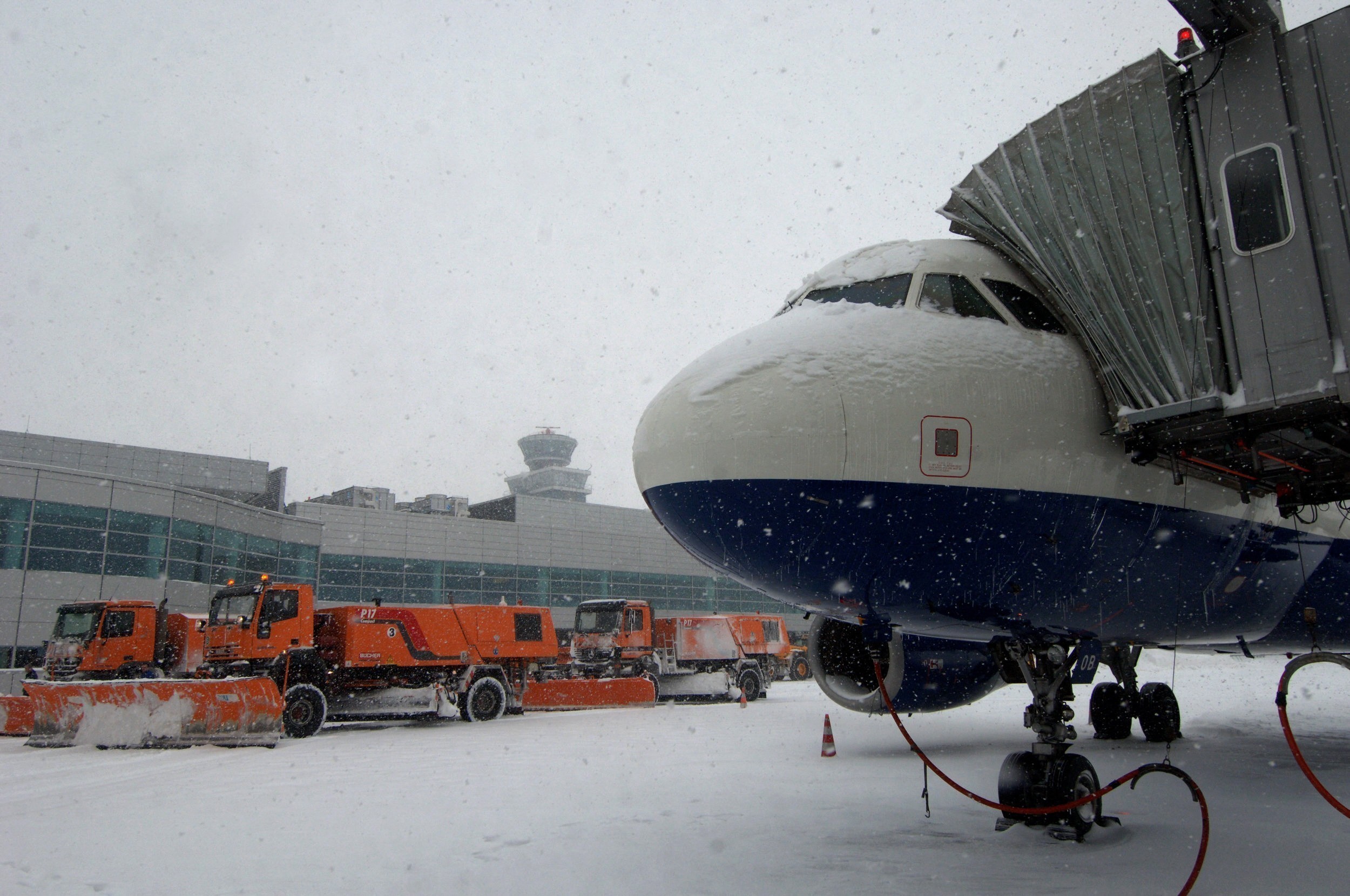 Επαναλειτουργούν τα αεροδρόμια Βουδαπέστης, Πράγας και Μπρατισλάβας | Ειδήσεις για την Οικονομία