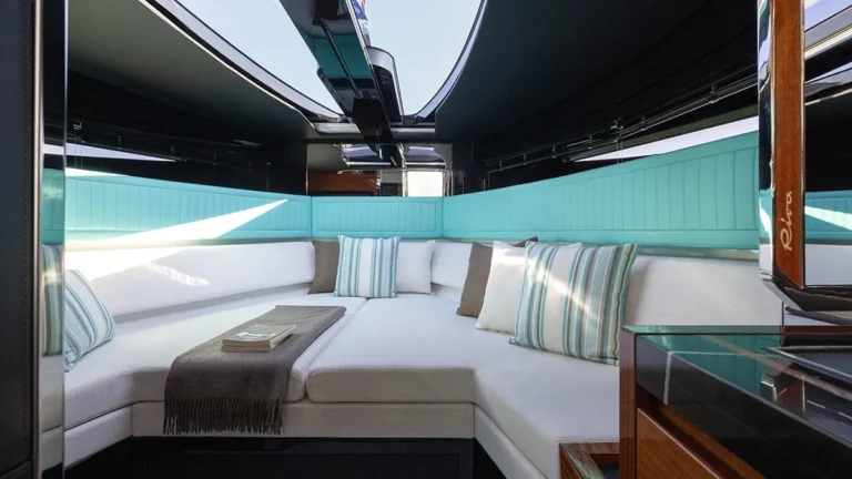 Riva Cento – Ενα νέο Riva με μήκος 12 μέτρα που βγαίνει σε 12 μόνο κομμάτια