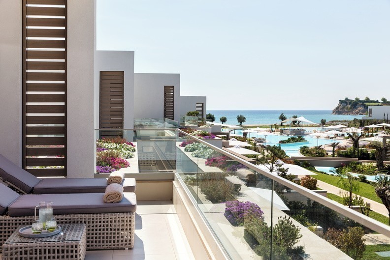 Sani/Ikos: Προχωρά το mega project των 400 εκατ. – Αλλαγή σκυτάλης από τον Α. Ανδρεάδη στο νέο CEO Jean Marc Bellaiche | Ειδήσεις για την Οικονομία