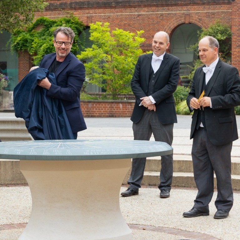 Κρις Ρόκος: Ο «αόρατος» μάγος των αγορών που κέρδισε μισό δισεκατομμύριο ευρώ το 2025 είναι ελληνικής καταγωγής