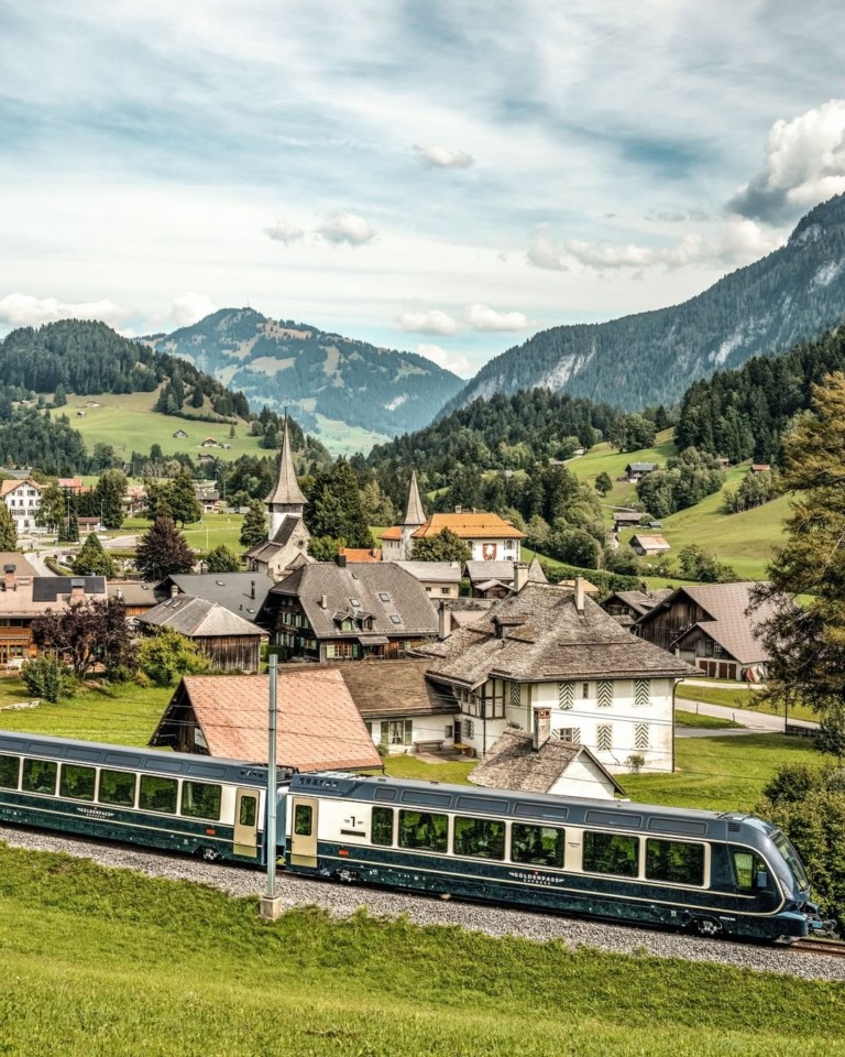 Ταξίδι με τρένο: Οι κορυφαίες διαδρομές στην Ευρώπη συγκινούν τους ταξιδιώτες