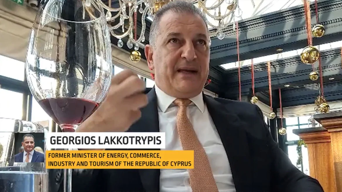 Καταθέτει ο Λακκοτρύπης για το βίντεο με τις μίζες στην Κύπρο: Είναι συρραφή άσχετων συζητήσεων | Ειδήσεις για την Οικονομία