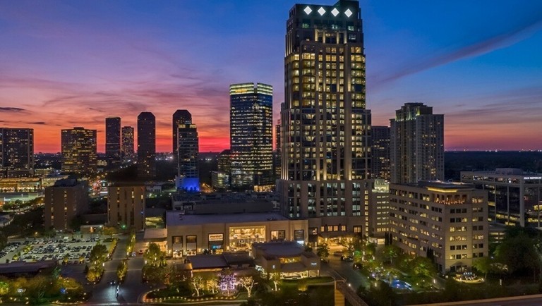 9 υπερπολυτελείς σουίτες που κόβουν την ανάσα – Η μία είναι στην Ελλάδα