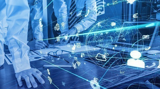 «Διπλή ευκαιρία» εσόδων από τον ιδιωτικό τομέα για την πληροφορική | Ειδήσεις για την Οικονομία