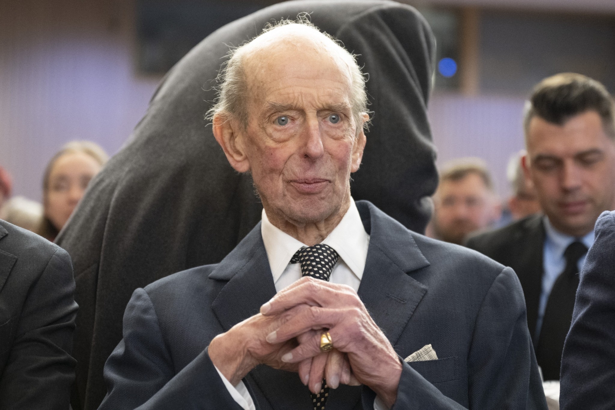 Πόσο αμείβονται τα μέλη της βρετανικής βασιλικής οικογένειας