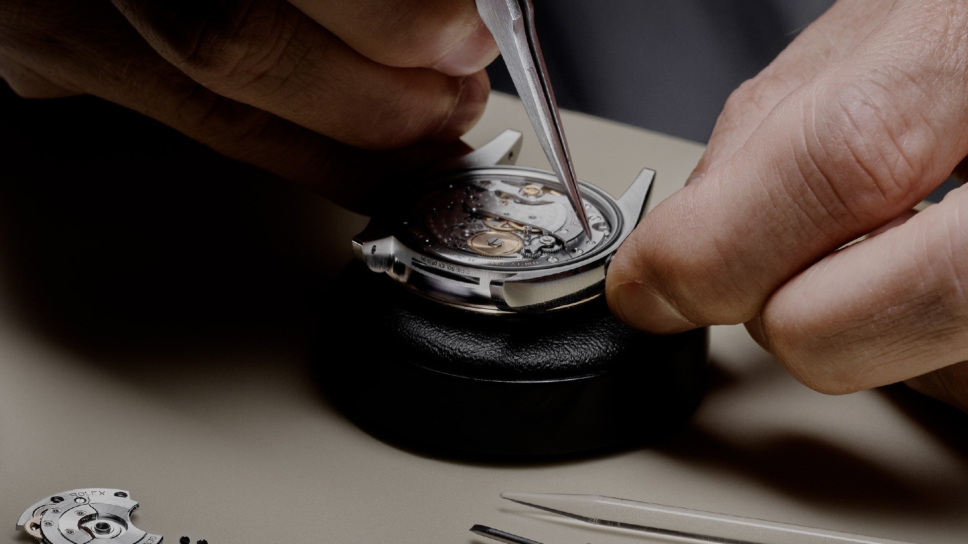 Η Rolex άνοιξε σχολή και η εισαγωγή είναι τόσο δύσκολη όσο στο Harvard