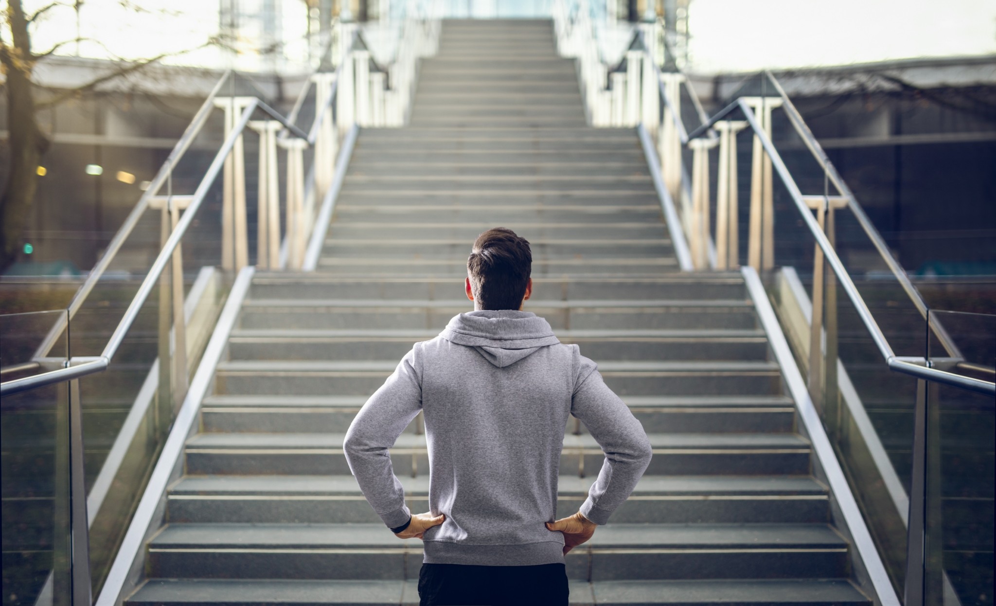 Ανεβαίνοντας από τις σκάλες: Το καθημερινό σνακ γυμναστικής