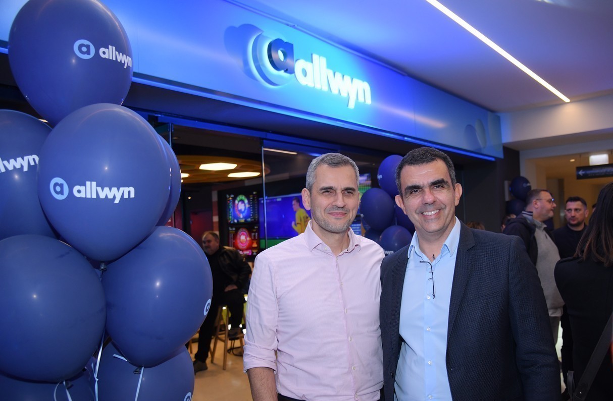 Ηλίας Κατσαρός, Chief Retail Officer της Allwyn Hellas και Φώτης Ζησιμόπουλος, Chief of Sales & Marketing Stores Officer της Allwyn Hellas © Allwyn