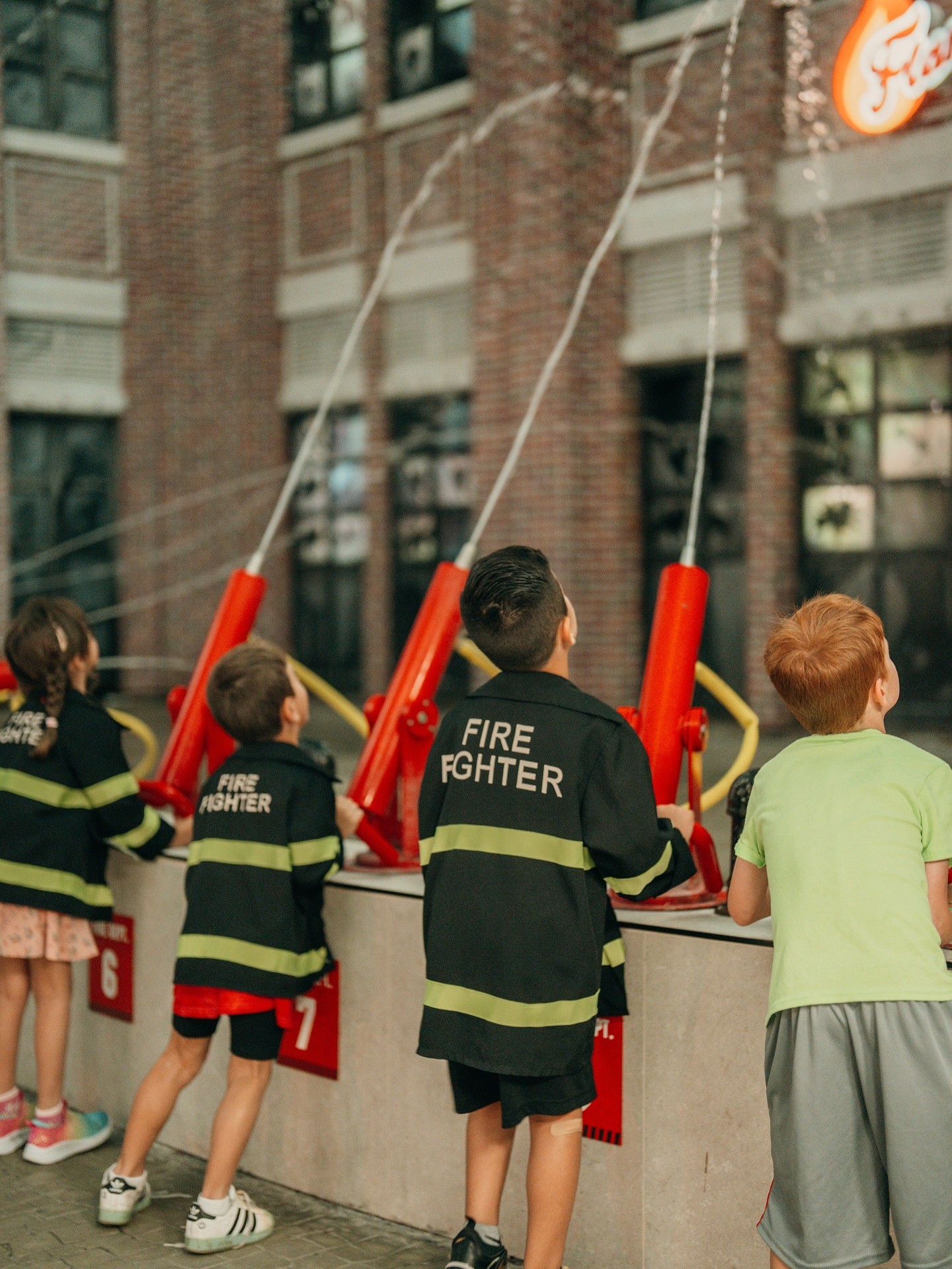 Μαθήματα οικονομίας made in Japan από ένα γκισέ 1,20μ.