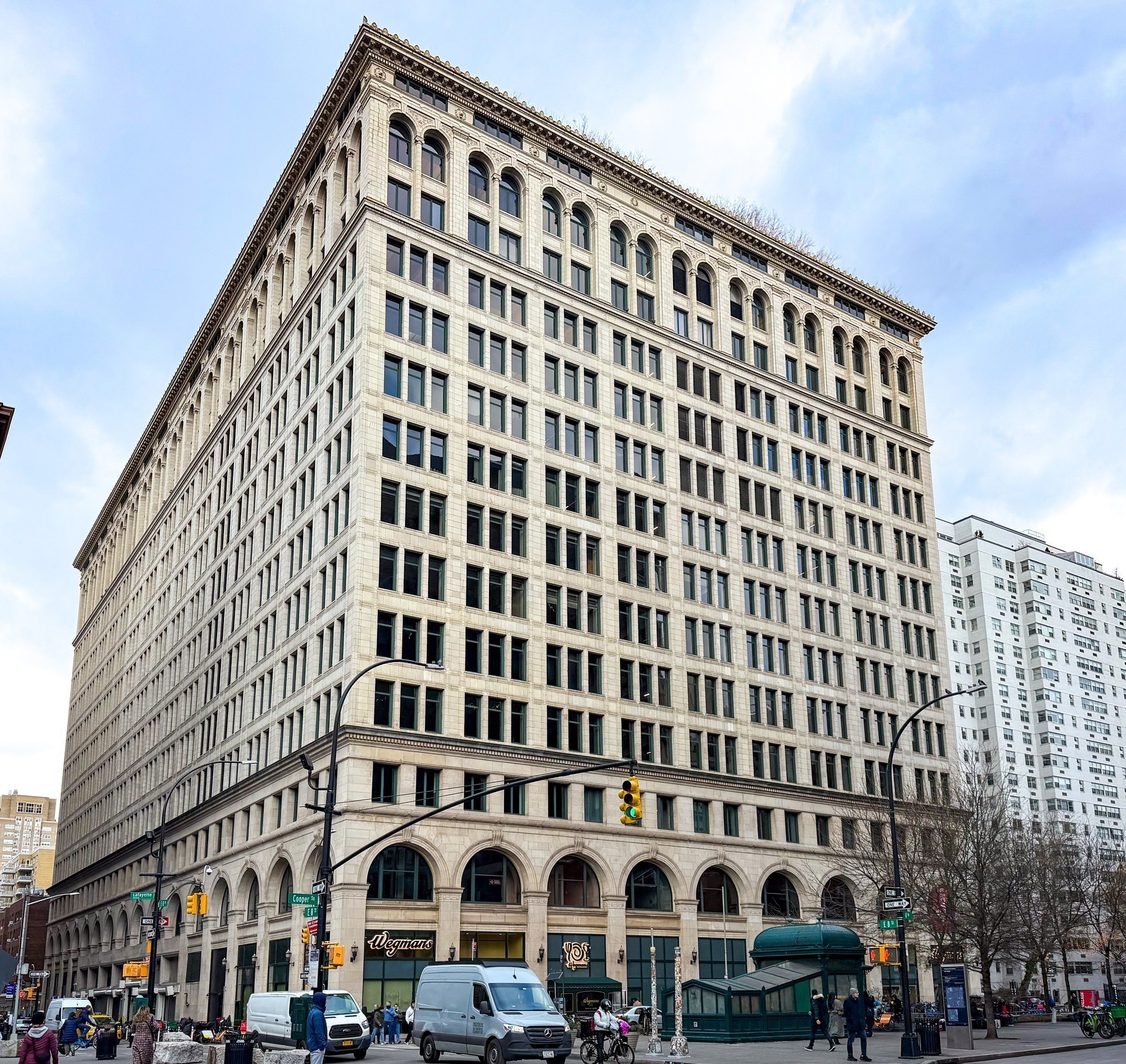 Η αναγέννηση των πολυτελών γραφείων