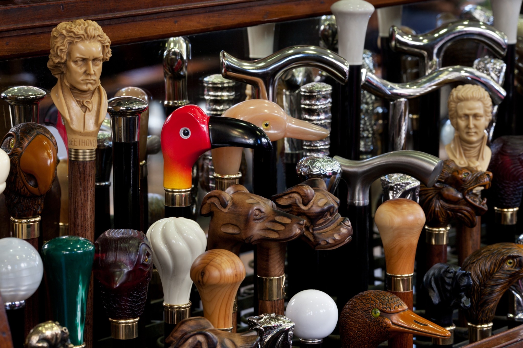 Οι καλύτερες χειροποίητες ομπρέλες στην Ευρώπη έχουν αληθινό στυλ