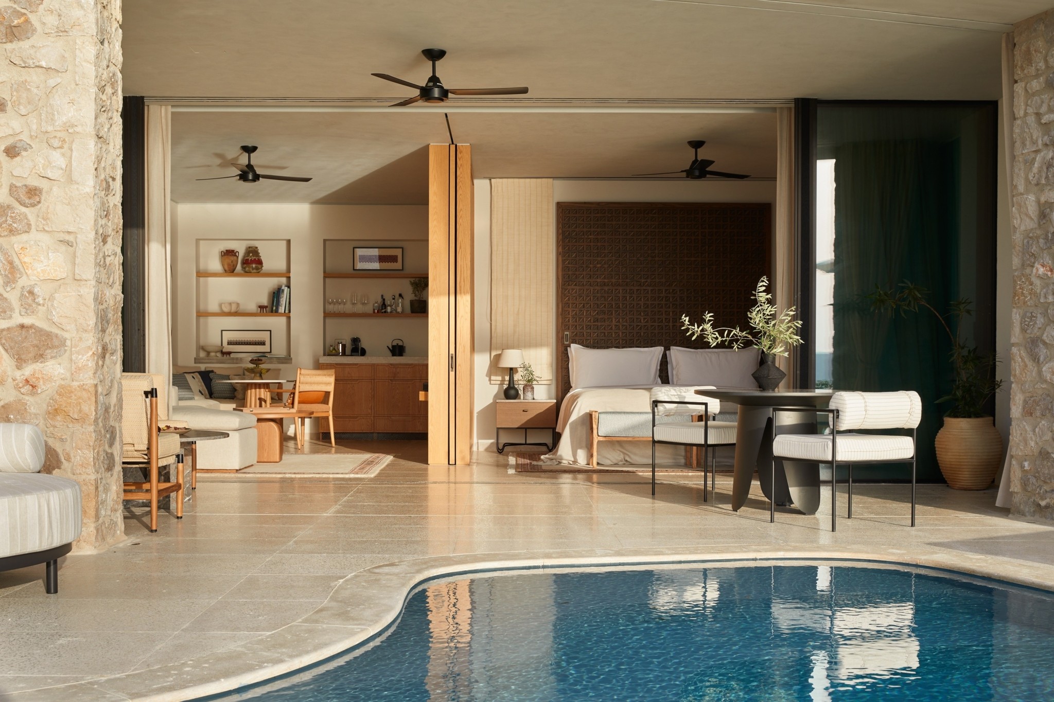 Τα 4 ξενοδοχεία της Costa Navarino: Ανοίγει η αυλαία του 2026 με εμπειρίες που κάνουν τη διαφορά