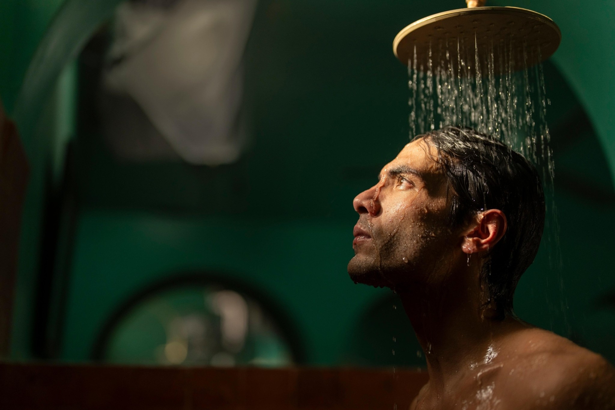 Γιατί οι ετερόφυλες γυναίκες λατρεύουν τα γκέι δράματα στην τηλεόραση