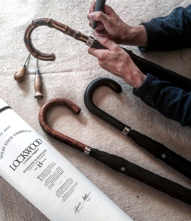 Οι καλύτερες χειροποίητες ομπρέλες στην Ευρώπη έχουν αληθινό στυλ