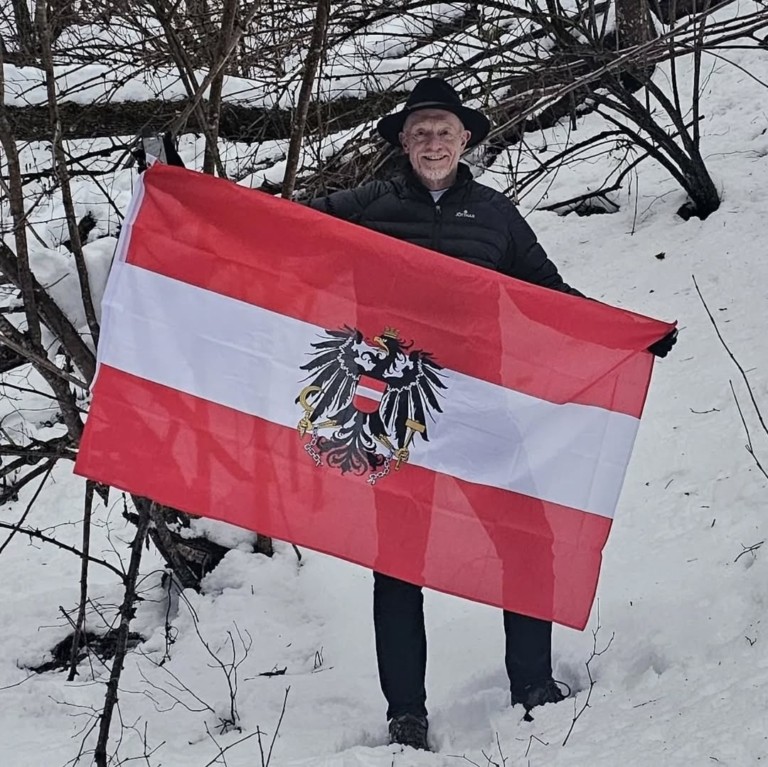 Ο άνθρωπος που ταξιδεύει προς τη μέση του πουθενά