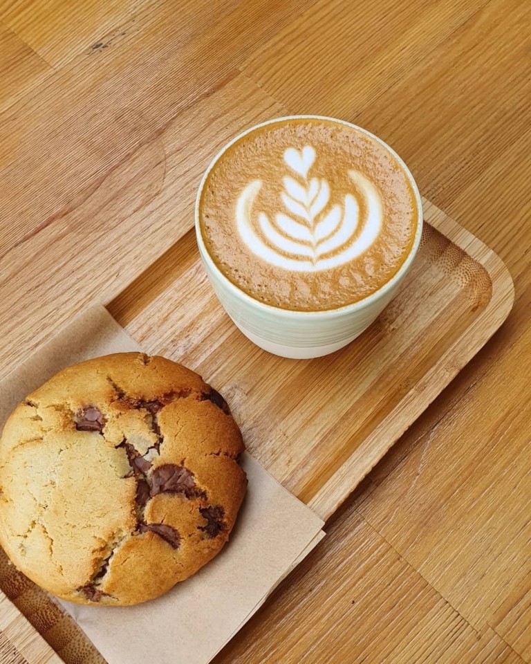 Πώς ο καφές στην Αθήνα έγινε τελετουργία: Αυτές είναι οι τοπ διευθύνσεις