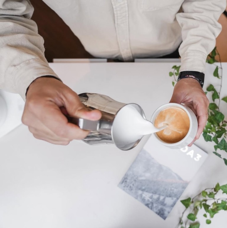 Πώς ο καφές στην Αθήνα έγινε τελετουργία: Αυτές είναι οι τοπ διευθύνσεις