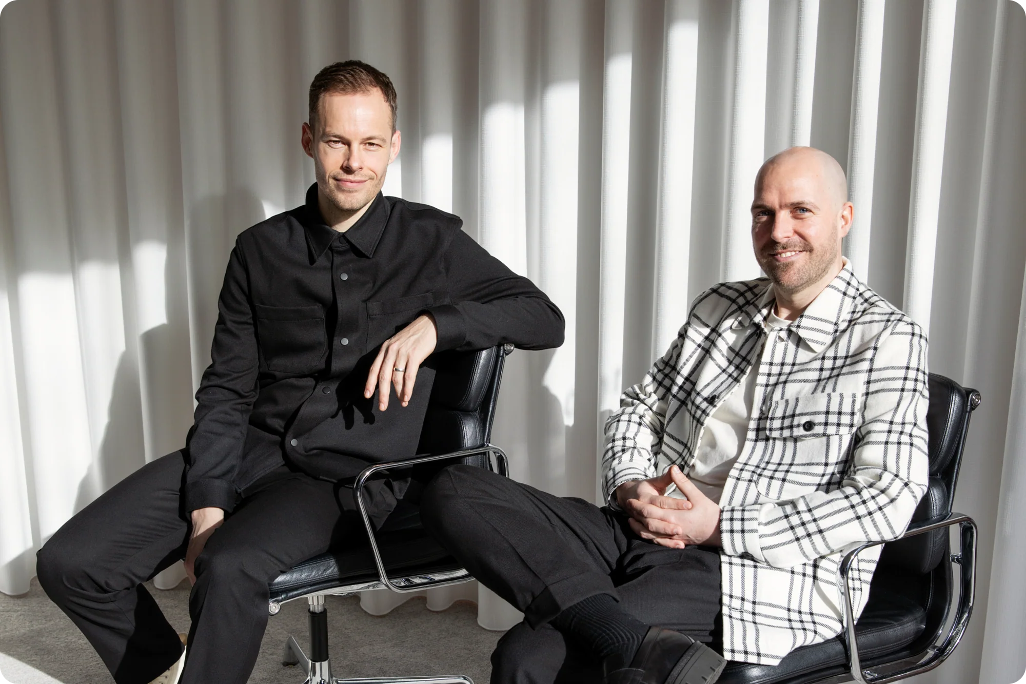 Αυτά τα ακουστικά είναι και κοσμήματα και ωτοασπίδες υψηλής τεχνολογίας