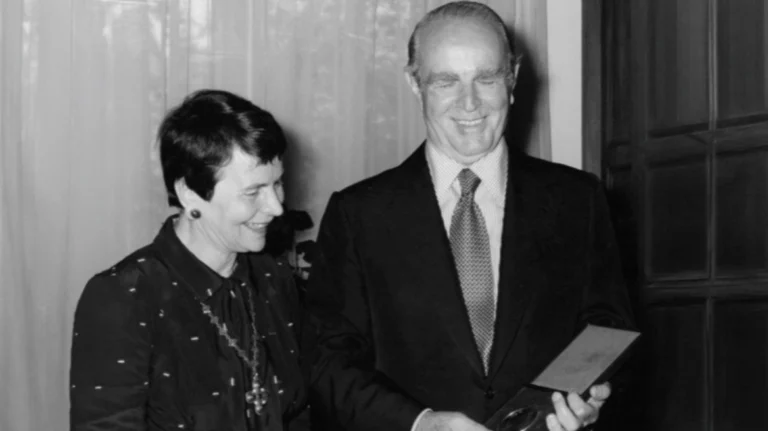 Ελένη Γλύκατζη – Αρβελέρ: Η κορυφαία Ελληνίδα που έζησε δέκα ζωές σε μία