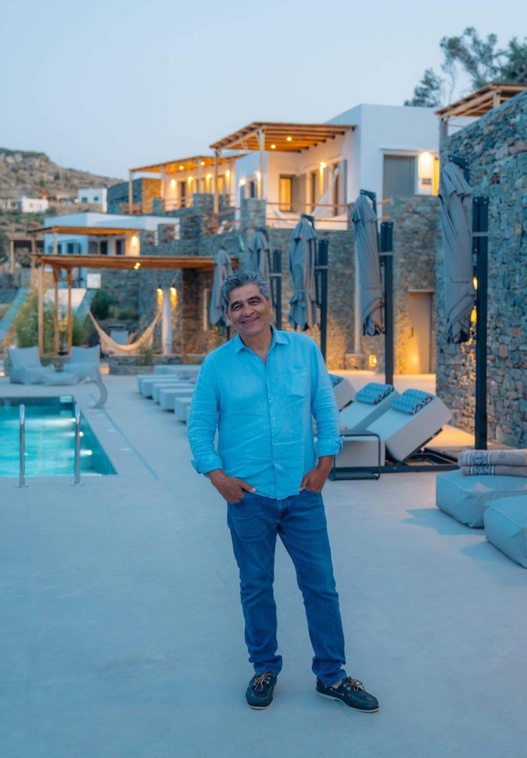 Ο Γρηγόρης Σκαλιστήρας δεν είναι ο τυπικός ξενοδόχος: Αυτή είναι η φιλοσοφία του για την εμπειρία της πολυτέλειας