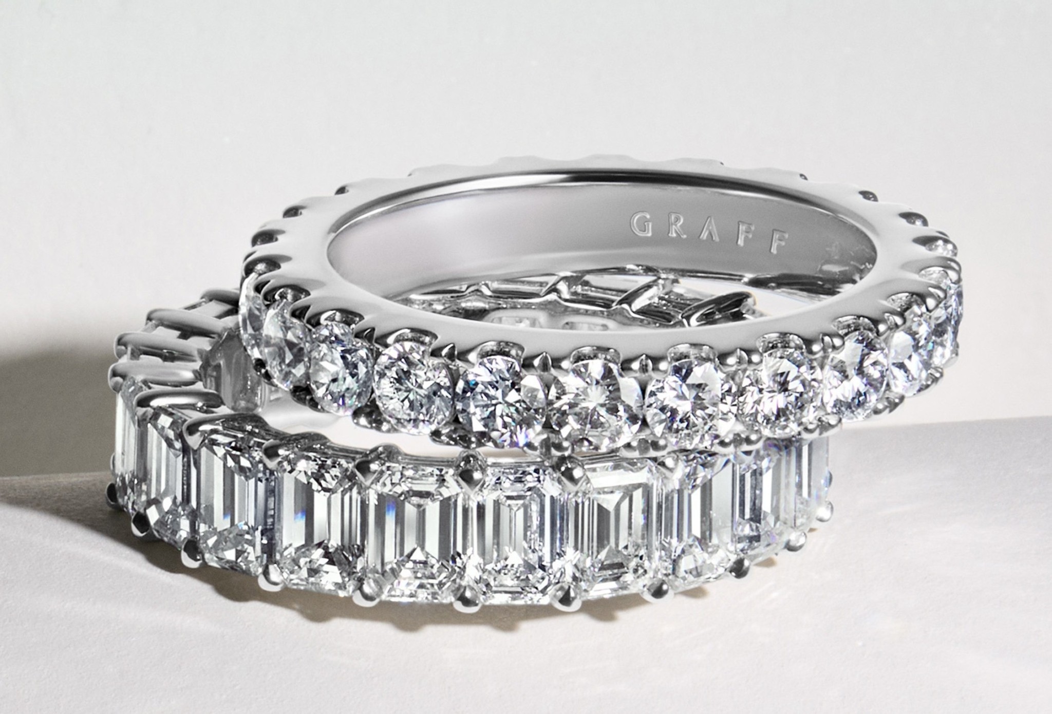 Πέτρα, σχέδιο, τιμή: Πώς δημιουργείται ένα μονόπετρο δαχτυλίδι κατά παραγγελία