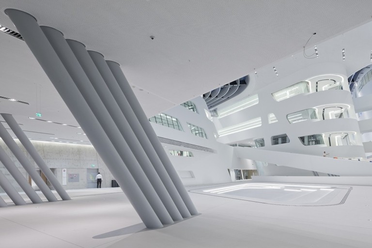 5 πανεπιστήμια που σχεδιάστηκαν από ιερά τέρατα της αρχιτεκτονικής