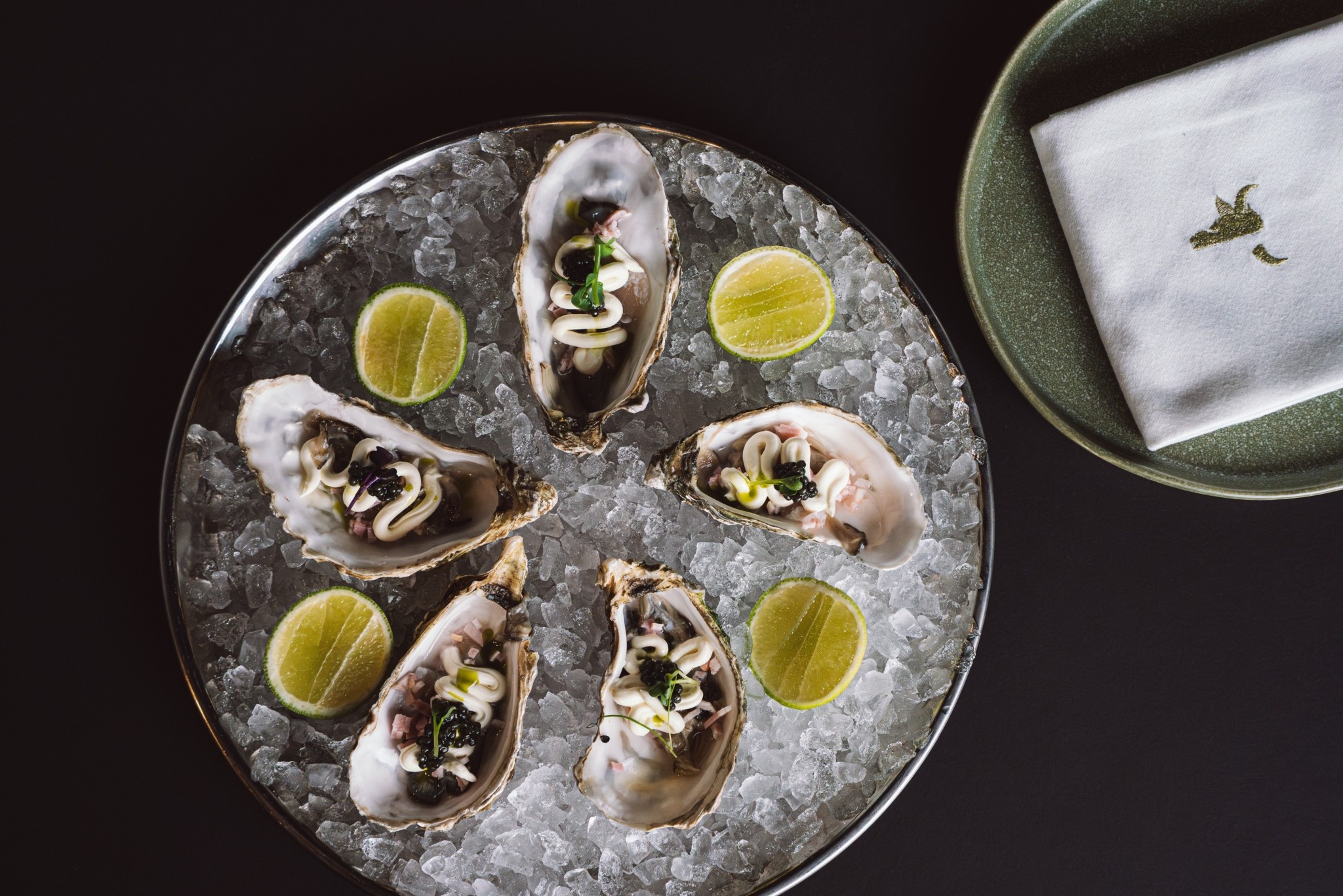 Ο Άγιος Βαλεντίνος στην Αθήνα: 10 τρόποι να ζήσετε τη βραδιά αλλιώς