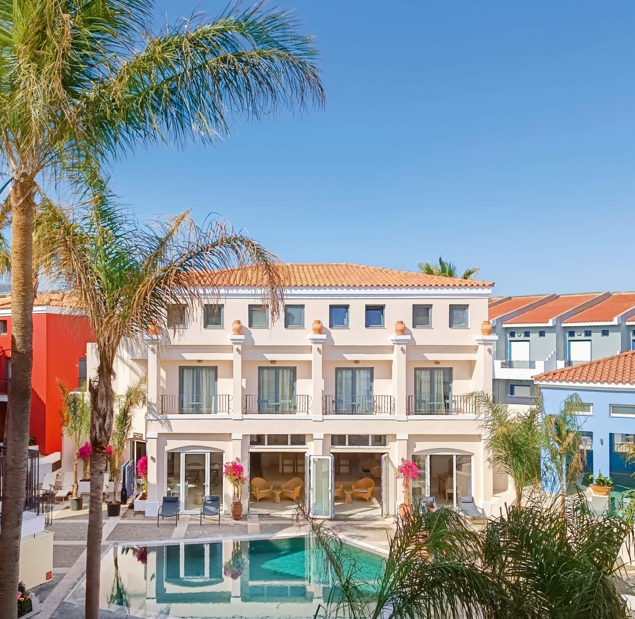 Το Ρεθεμνιώτικο Καρναβάλι και η εμπειρία του Grecotel Plaza Beach House