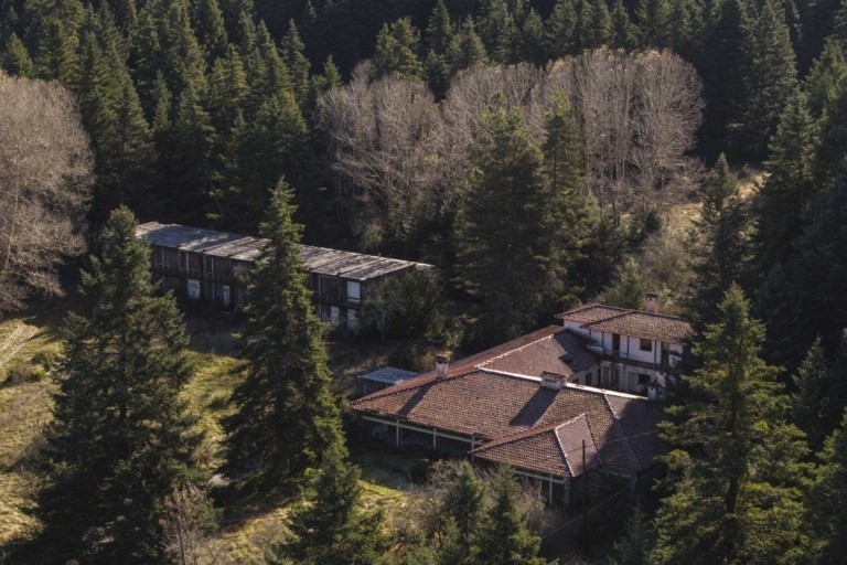 ΕΤΑΔ: Ηλεκτρονικός διαγωνισμός για την αξιοποίηση του ιστορικού ξενοδοχείου «Ξενία Βυτίνας» (pic)