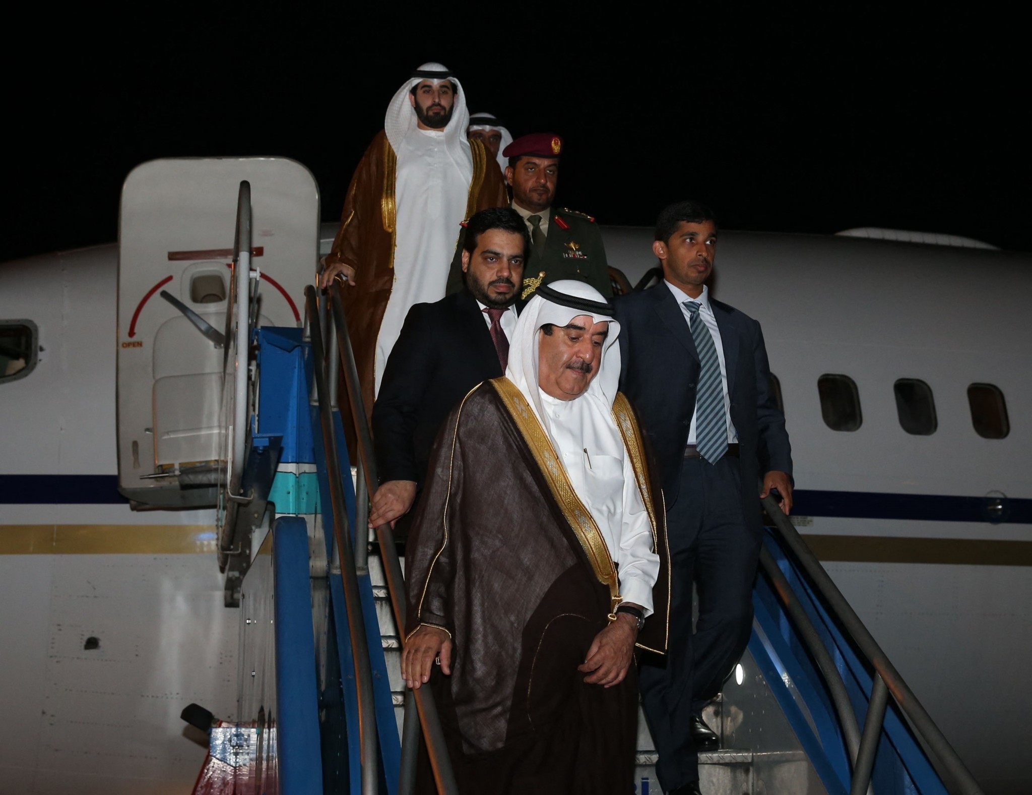 Οι 7 θρόνοι της ερήμου και οι βασιλικές δυναστείες των εμιράτων