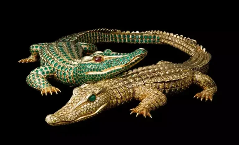 Το περίφημο κολιέ της Cartier που έχει φορεθεί από 4 μόνο γυναίκες