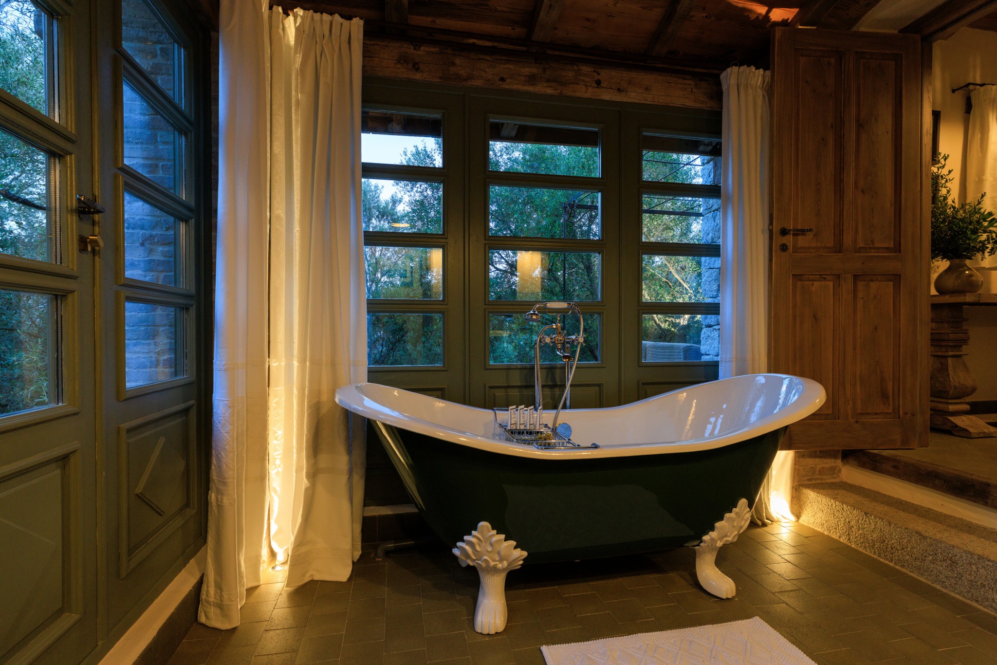 H ιστορία πίσω από το μαντρί που έγινε μπουτίκ ξενοδοχείο