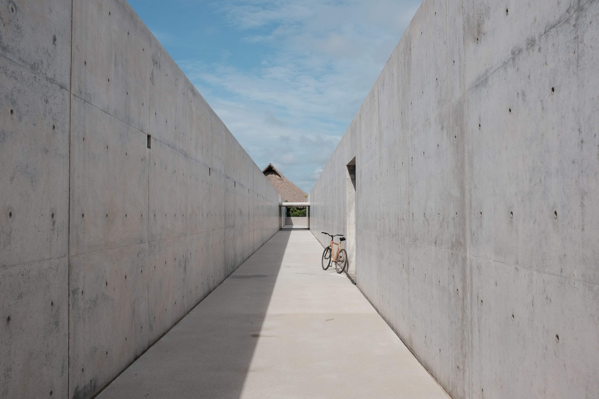 Τι σχεδιάζουν στην έρημο τόσοι θρυλικοί αρχιτέκτονες μαζί;