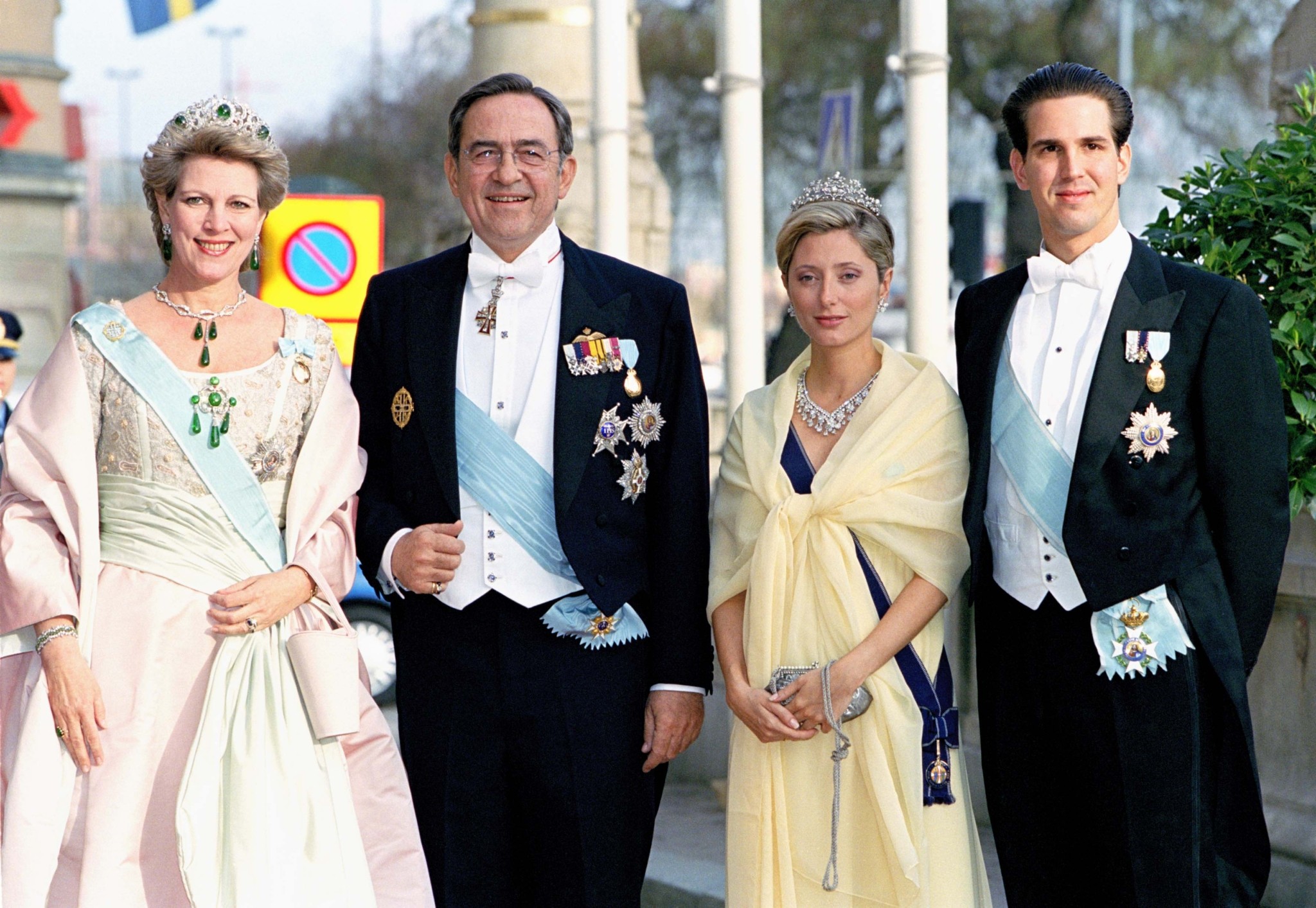 200 χρόνια Γλύξμπουργκ: Η δυναστεία που γέννησε βασιλικές οικογένειες για όλη την Ευρώπη 200 χρόνια Γλύξμπουργκ: Η δυναστεία που γέννησε βασιλικές οικογένειες για όλη την Ευρώπη