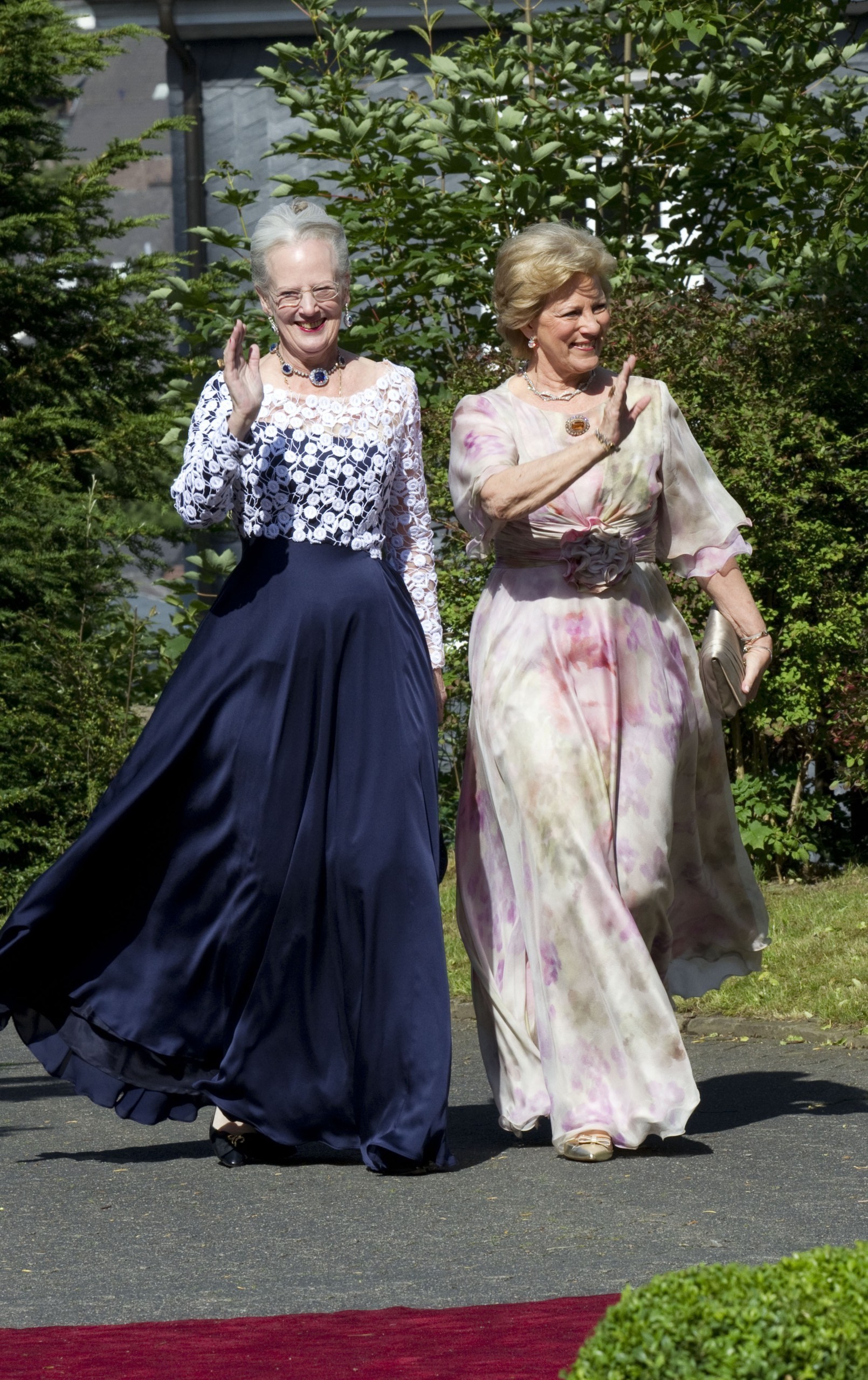 200 χρόνια Γλύξμπουργκ: Η δυναστεία που γέννησε βασιλικές οικογένειες για όλη την Ευρώπη 200 χρόνια Γλύξμπουργκ: Η δυναστεία που γέννησε βασιλικές οικογένειες για όλη την Ευρώπη