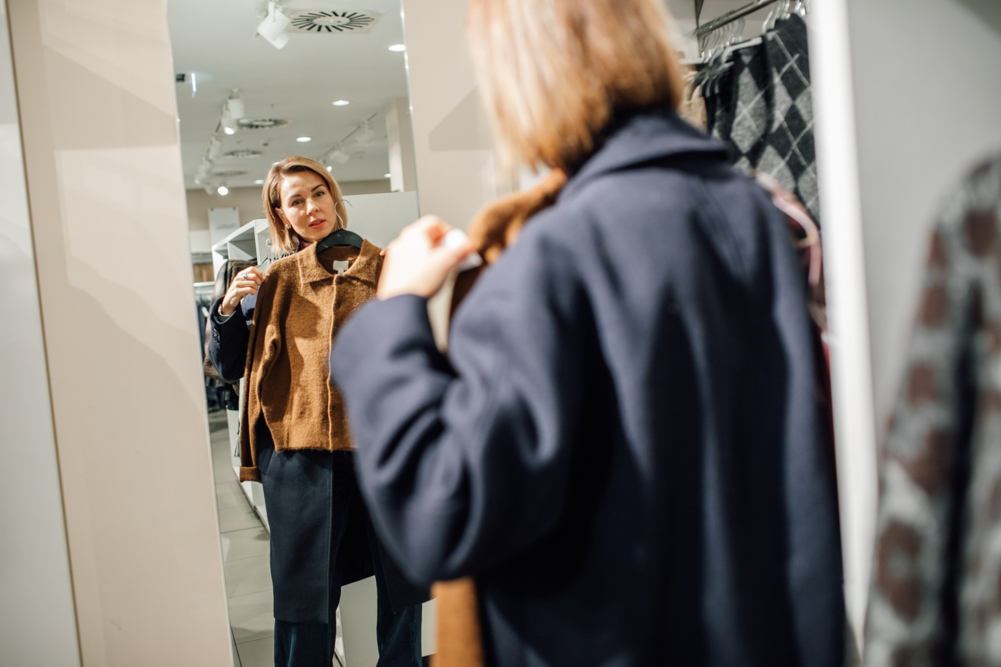 Τι είναι η χρωματική διάγνωση: Αναμονή έως δύο μήνες στην Αθήνα