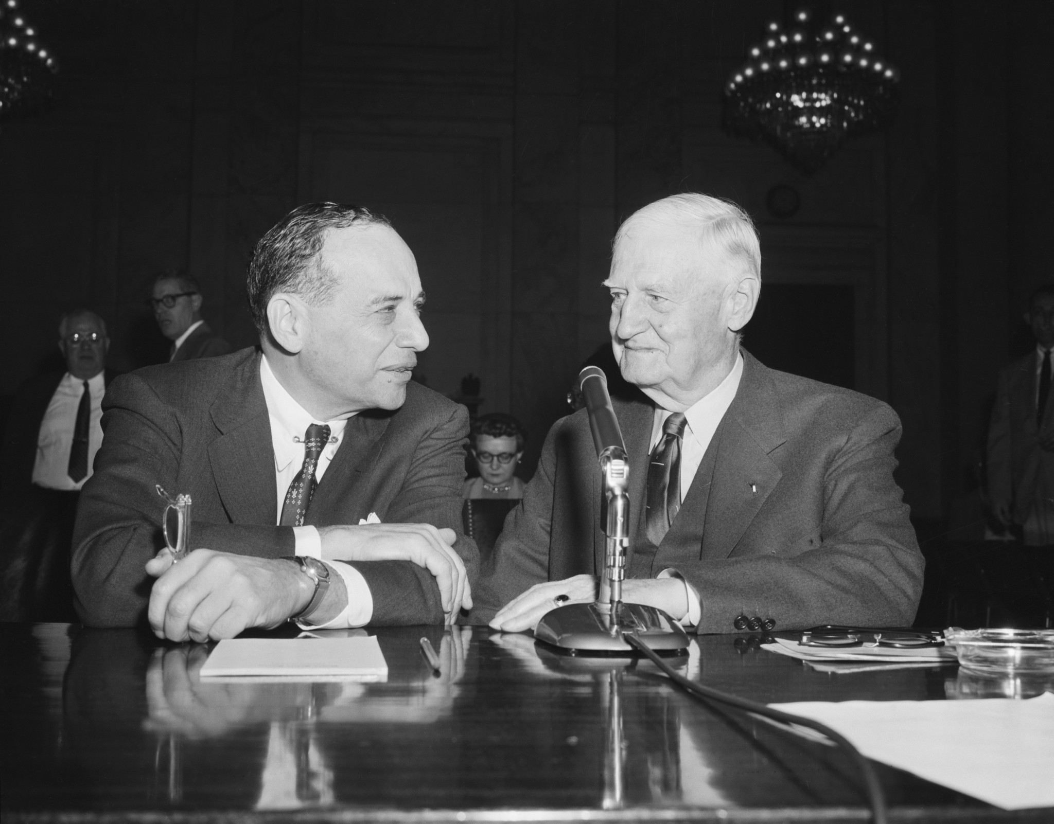 O άνθρωπος που δίδαξε τον Μπάφετ να επενδύει