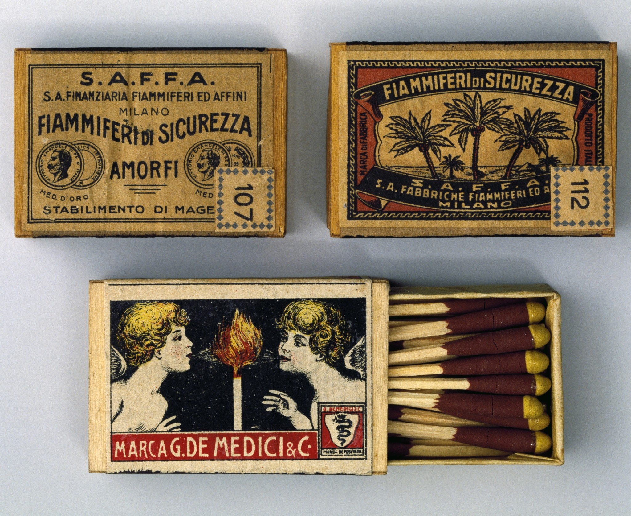 Μαζεύετε κι εσείς σπιρτόκουτα από ξενοδοχεία και εστιατόρια;