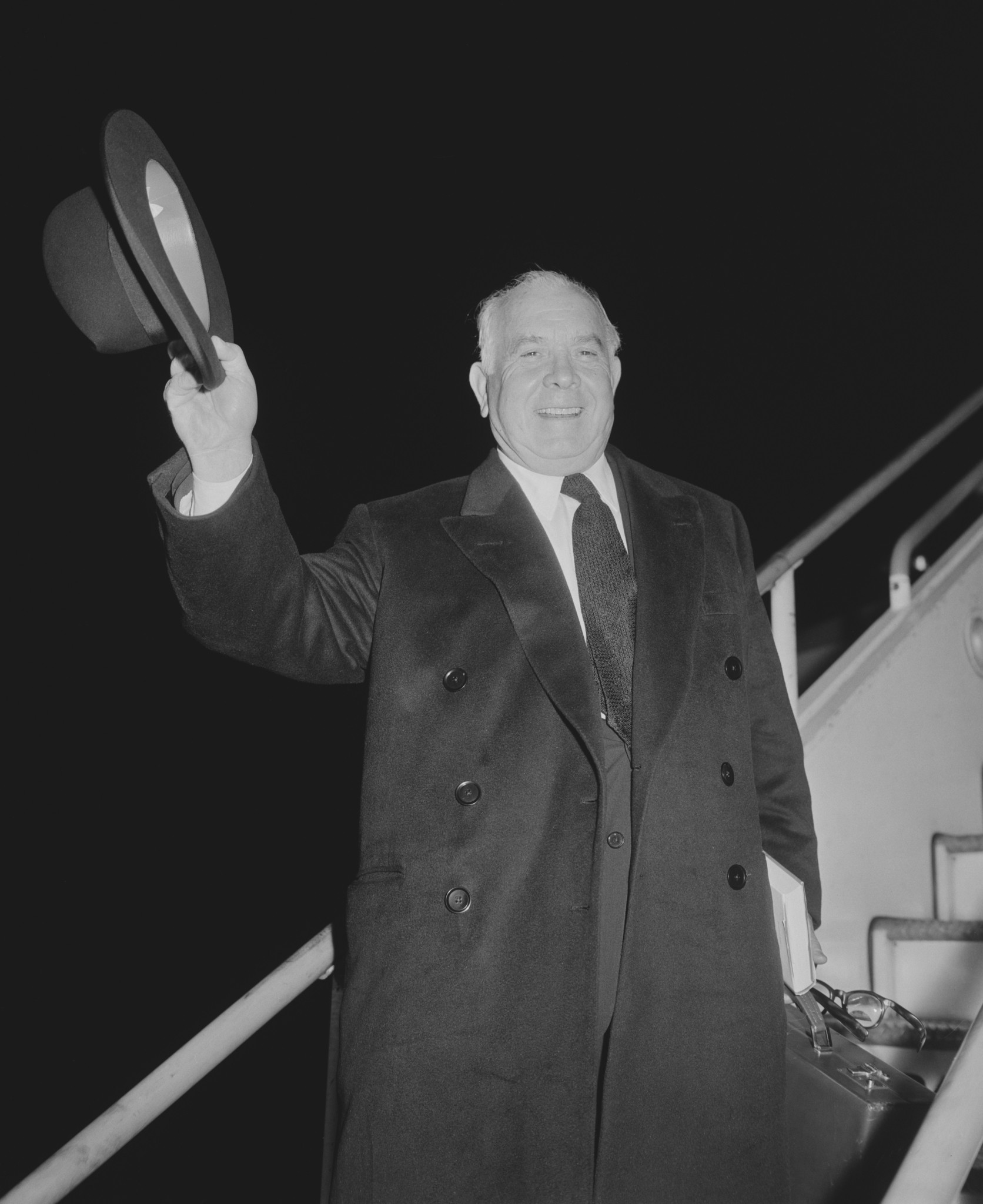 Σπύρος Σκούρας: Ο γιός ενός βοσκού από την Ηλεία που έγινε ο πρωτοπόρος παραγωγός ταινιών του Hollywood