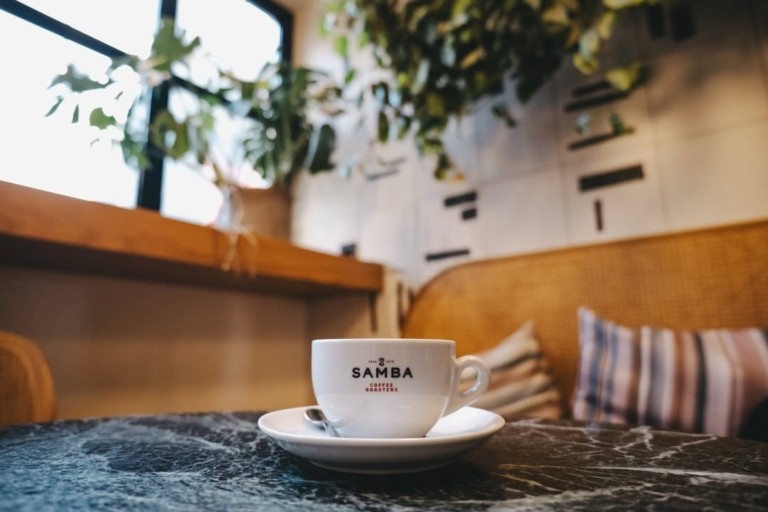 Πώς ο καφές στην Αθήνα έγινε τελετουργία: Αυτές είναι οι τοπ διευθύνσεις