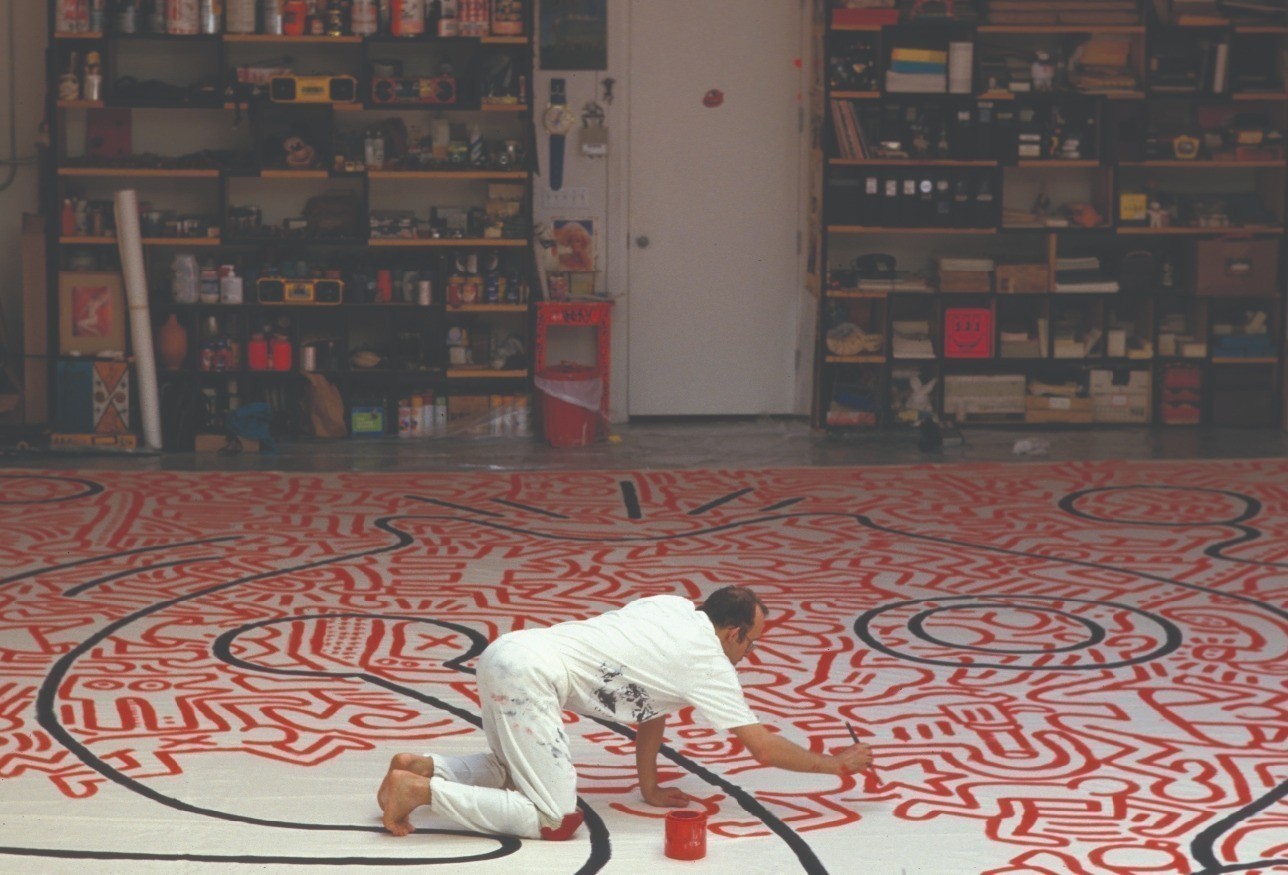 Αλέξης Ακριθάκης Vs Κιθ Χάρινγκ: Δύο μεγάλοι καλλιτέχνες απαντούν στο ίδιο ερώτημα