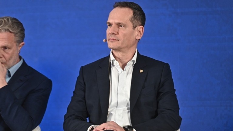 Μανουσάκης στο Greece Talks του Travel.gr: Τα μεγάλα έργα καθιστούν την Κρήτη «βαρύ πυροβολικό» του τουρισμού και της οικονομίας