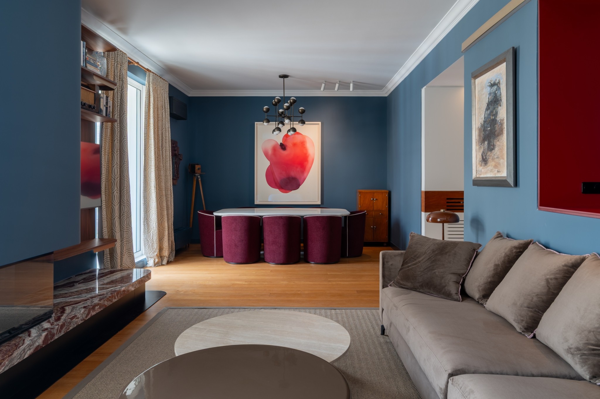 Κολωνάκι: Μια υπέροχη ανακαίνιση ρετιρέ σε πολυκατοικία του μεσοπολέμου