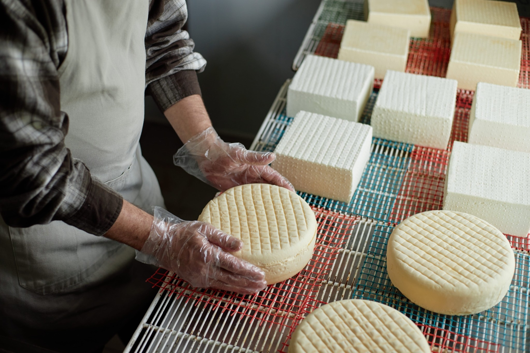 Φέτα: Ο πόλεμος του τυριού και η σύγκρουση ΗΠΑ–Ευρωπαϊκής Ενωσης