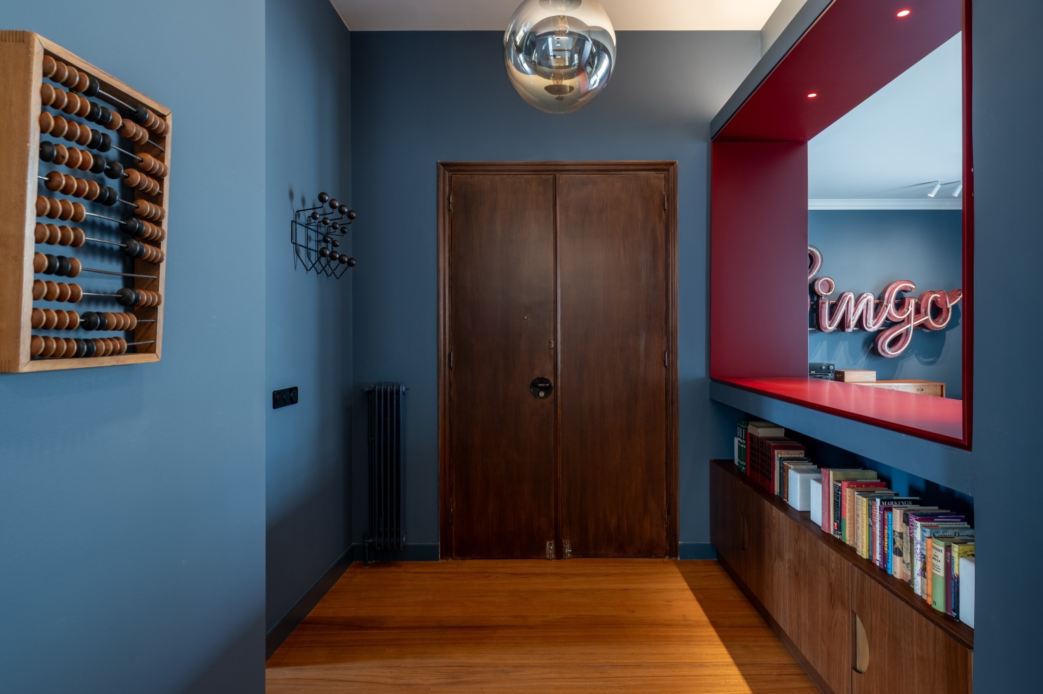 Κολωνάκι: Μια υπέροχη ανακαίνιση ρετιρέ σε πολυκατοικία του μεσοπολέμου