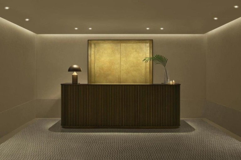 Λίμνη Κόμο: Το ξενοδοχείο που όλοι περίμεναν στεγάζεται σε ένα ιστορικό παλάτσο