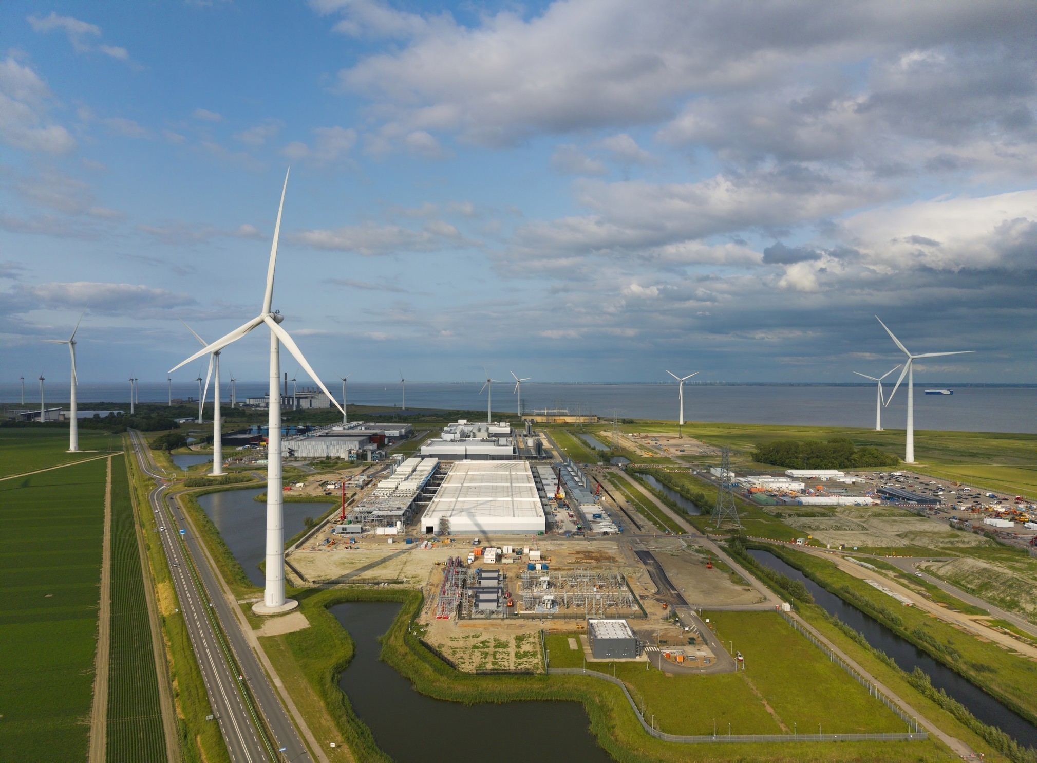 Η πικρή αλήθεια για τα Data Centers