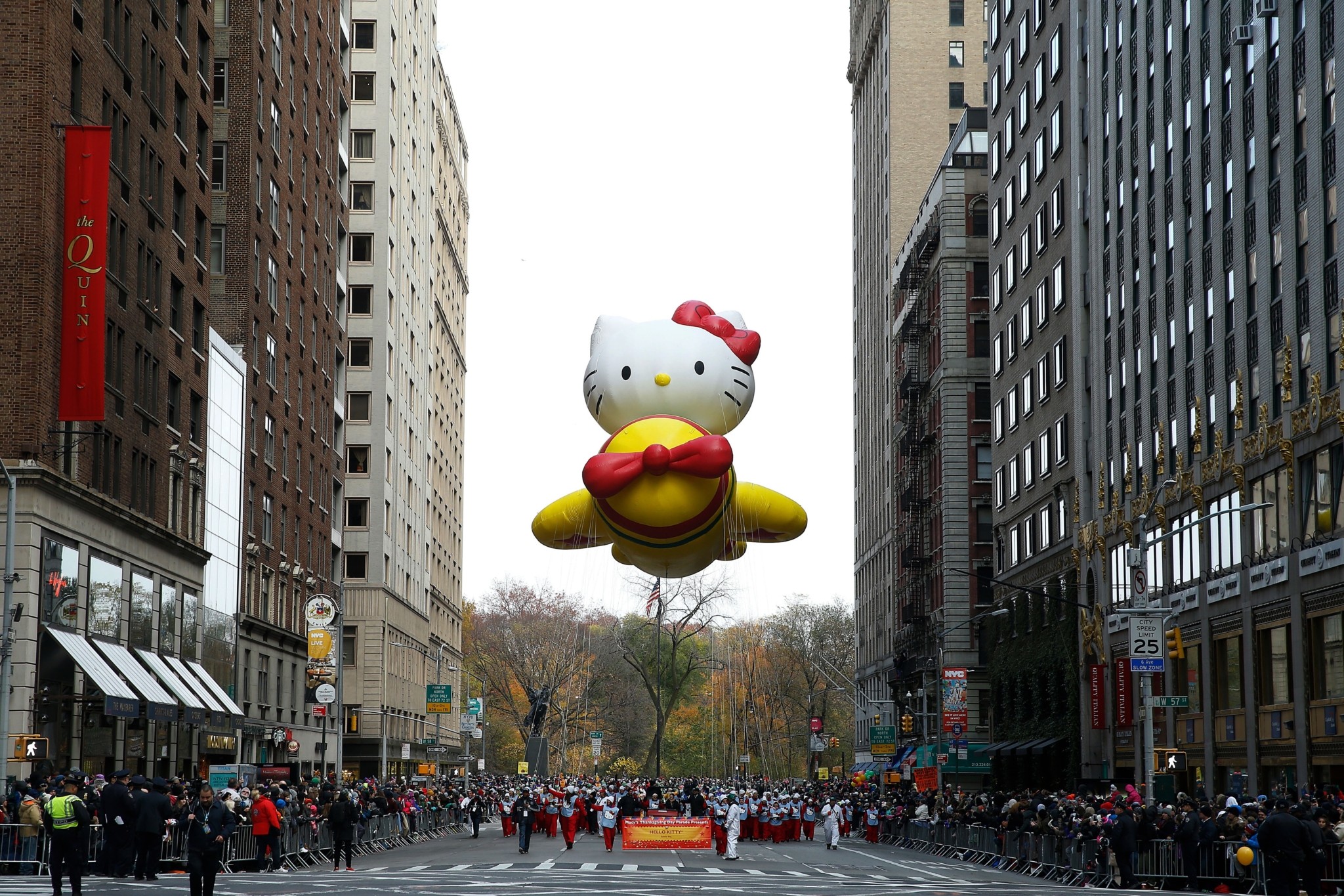 Hello Kitty: Το καρτούν που έγινε παγκόσμια ποπ κουλτούρα