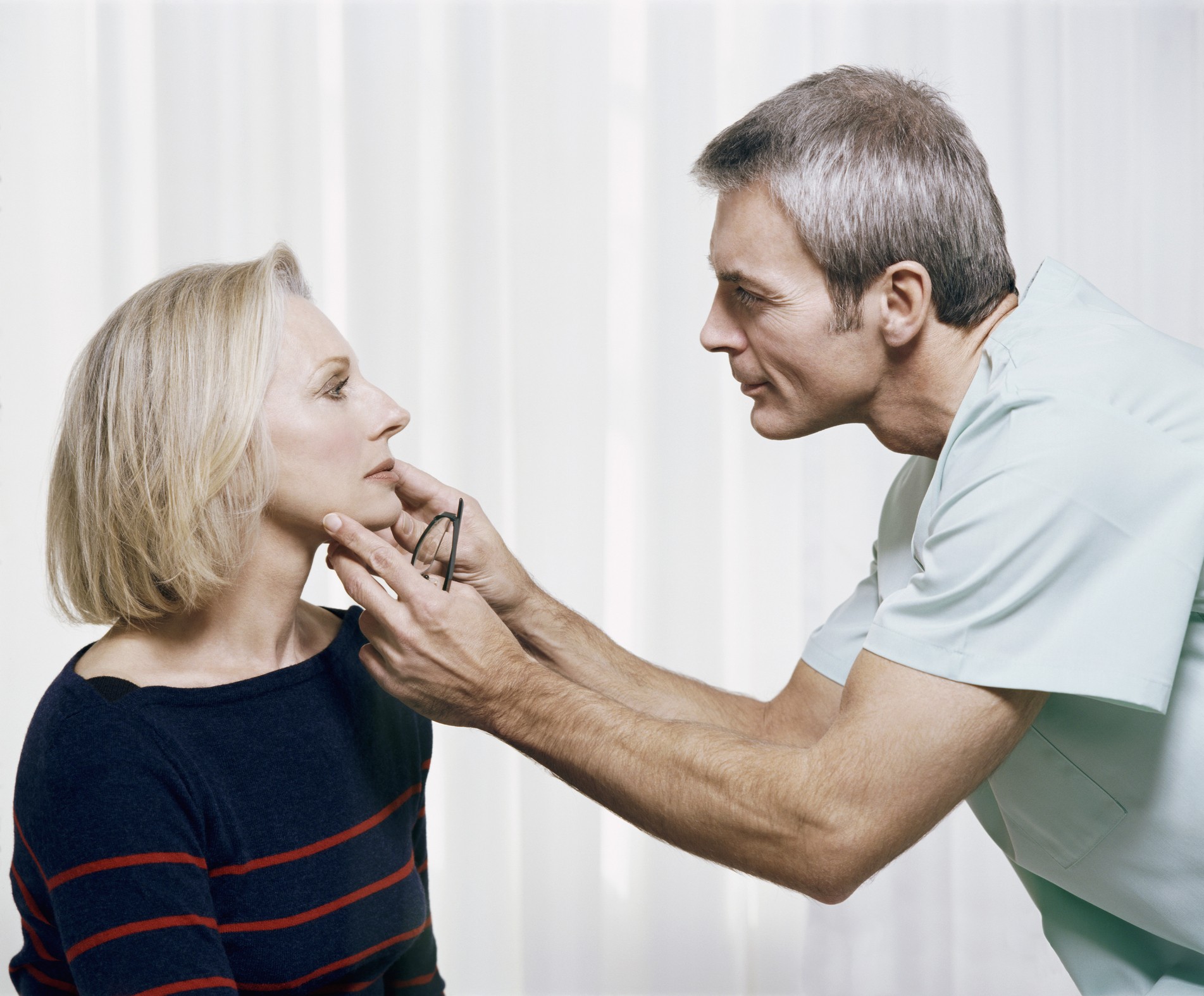 Γιατί στα 44 κοιμάσαι νέoς και ξυπνάς γερασμένος;